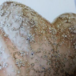 Kittychen Wedding Dress